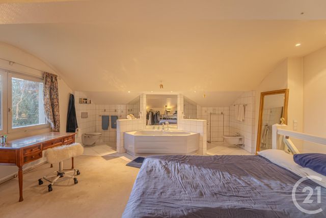 maison à vendre - 6 pièces - 220.6 m2 - VINZIER - 74 - RHONE-ALPES - Century 21 Chablais - Léman