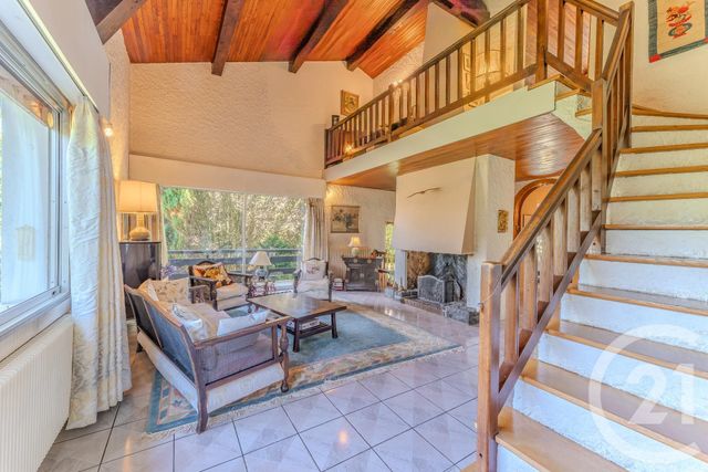 maison à vendre - 4 pièces - 196.54 m2 - ST PAUL EN CHABLAIS - 74 - RHONE-ALPES - Century 21 Chablais - Léman