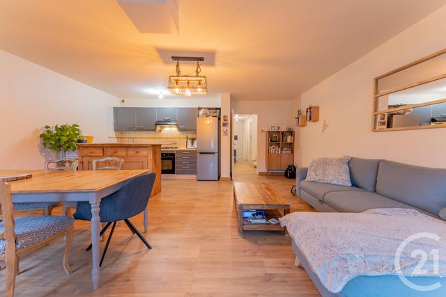 Appartement F4 à vendre - 4 pièces - 94.92 m2 - CHAMPANGES - 74 - RHONE-ALPES - Century 21 Chablais - Léman