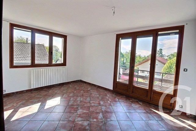 Afficher la photo en grand Appartement F3 à vendre - 3 pièces - 60.0 m2 - LUGRIN - 74 - RHONE-ALPES - Century 21 Chablais - Léman