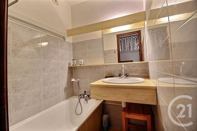 Studio à vendre - 1 pièce - 23.78 m2 - BERNEX - 74 - RHONE-ALPES - Century 21 Chablais - Léman Studio à vendre - 1 pièce - 23.78 m2 - BERNEX - 74 - RHONE-ALPES - Century 21 Chablais - Léman